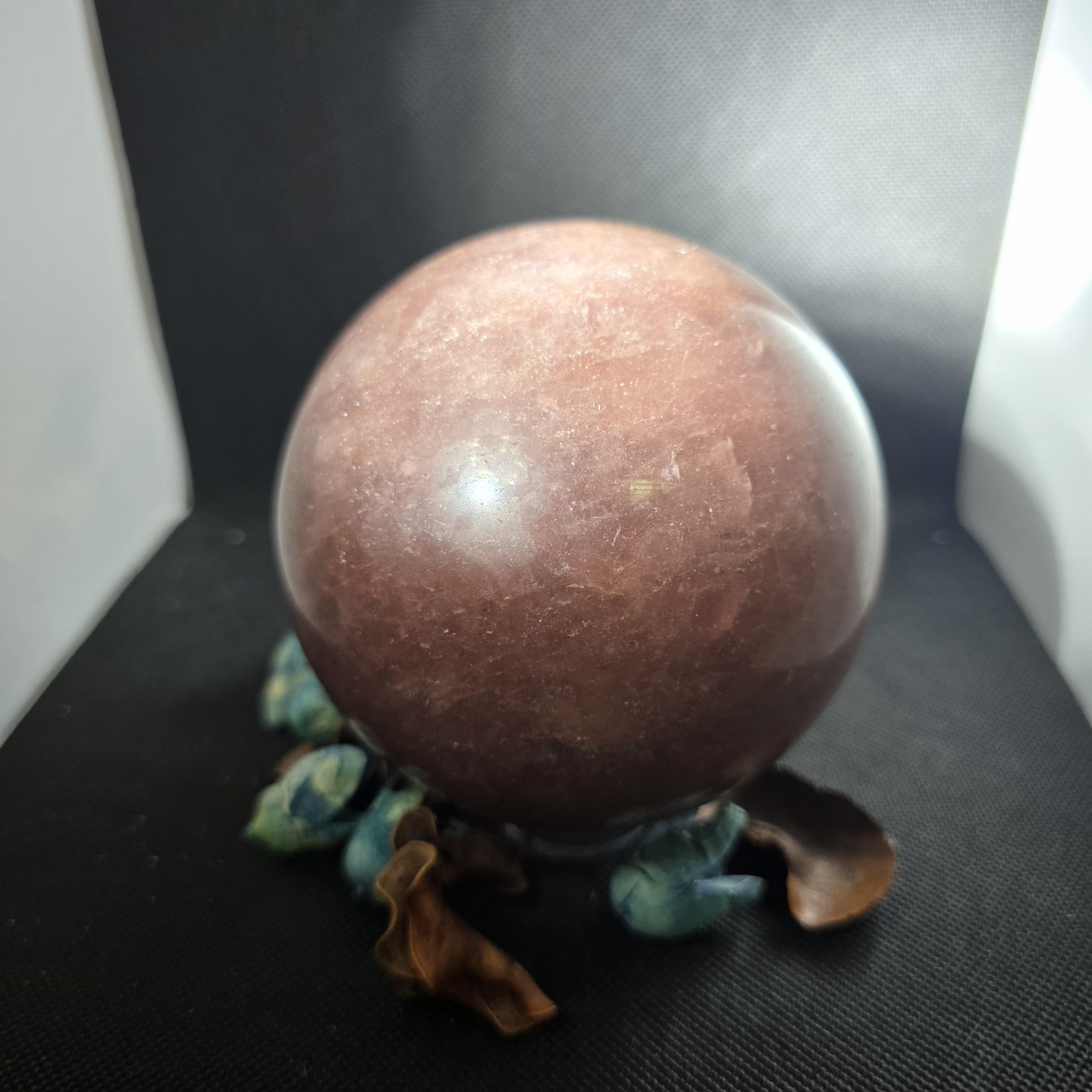 jagodni kvarc krogla 2